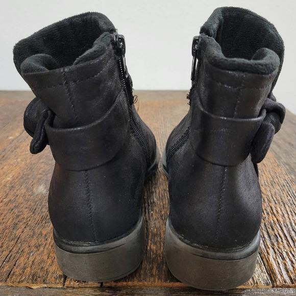 BareTraps 'Siella' Black Braided Zipup Ankle Booties - Picture 6 of 7